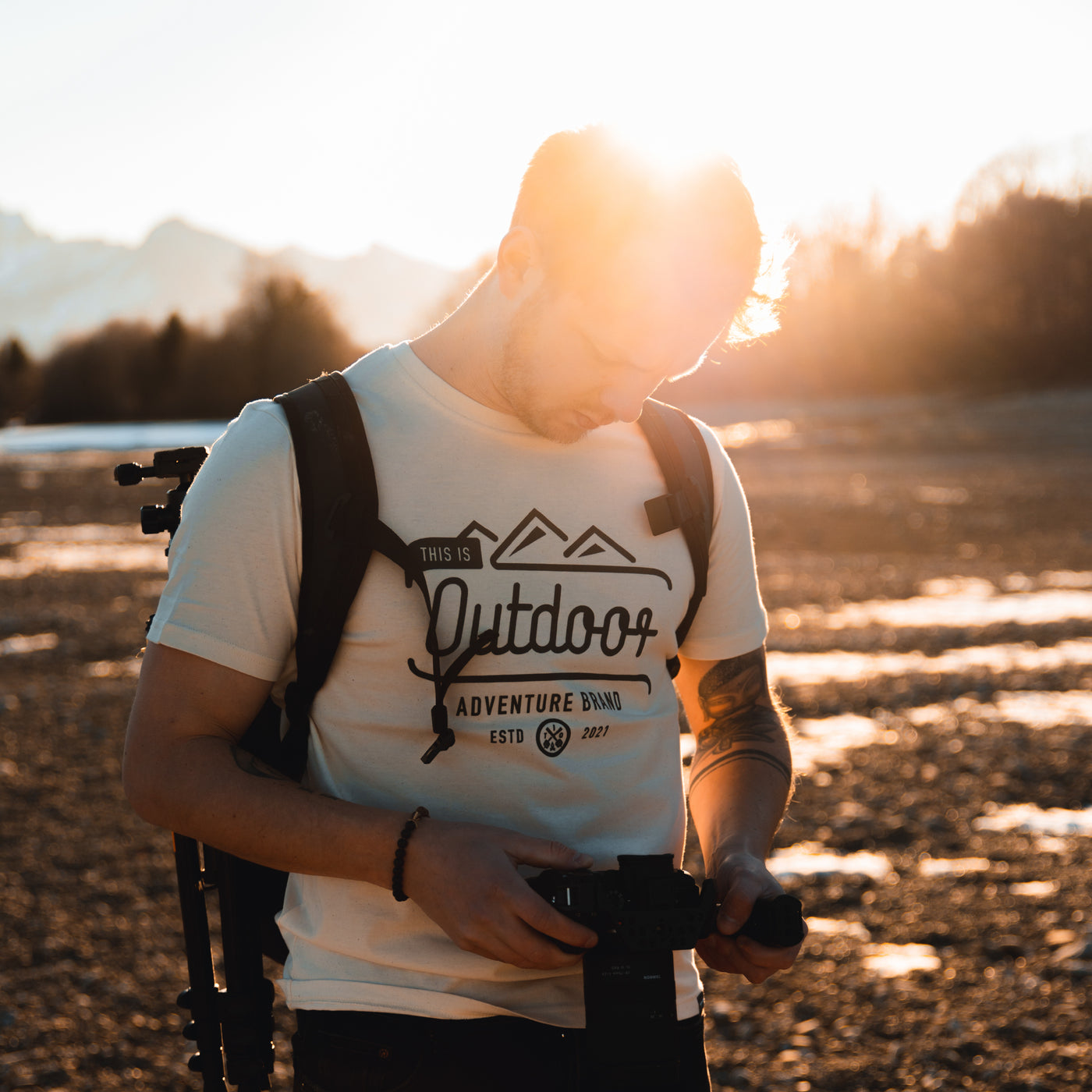 This is Outdoor - Mountain Adventure Brand T-Shirt beige - Herren