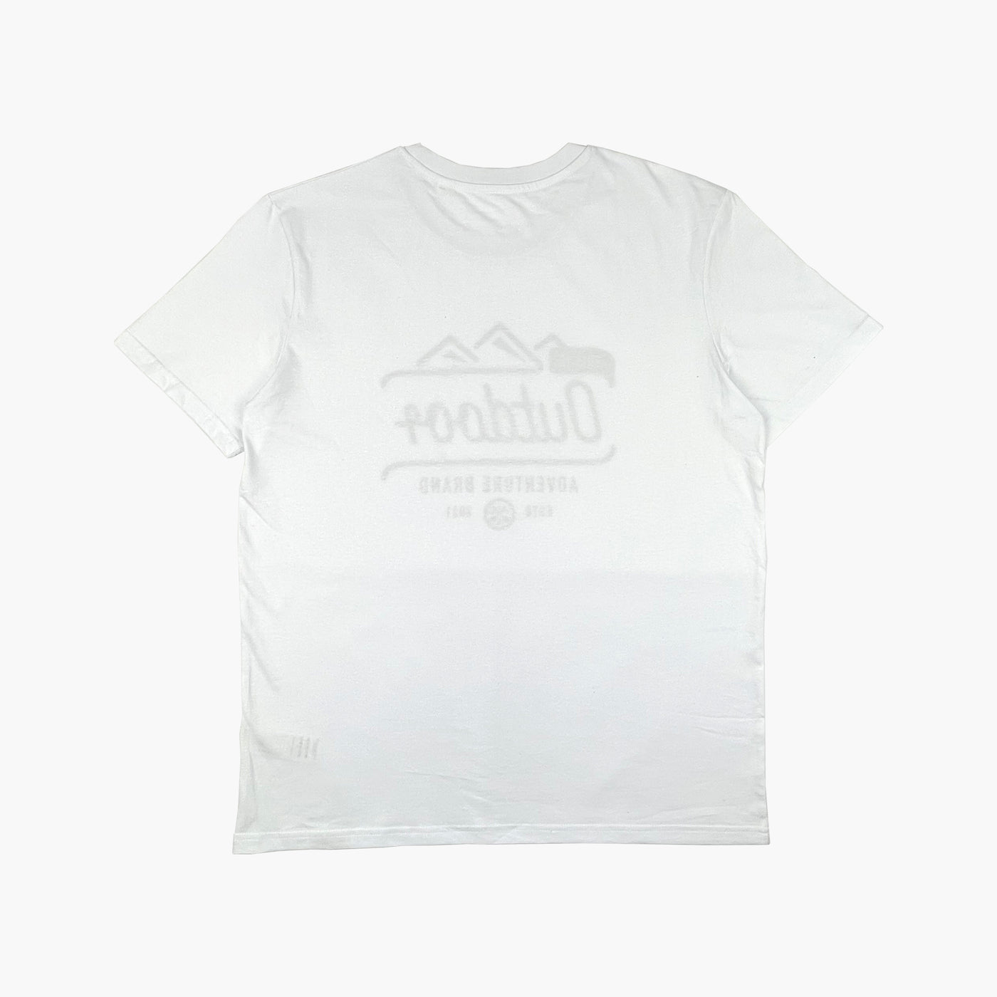 This is Outdoor - Mountain Adventure Brand T-Shirt weiß - Damen